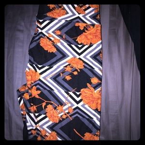 Gorgeous Lularoe Leggings!!!